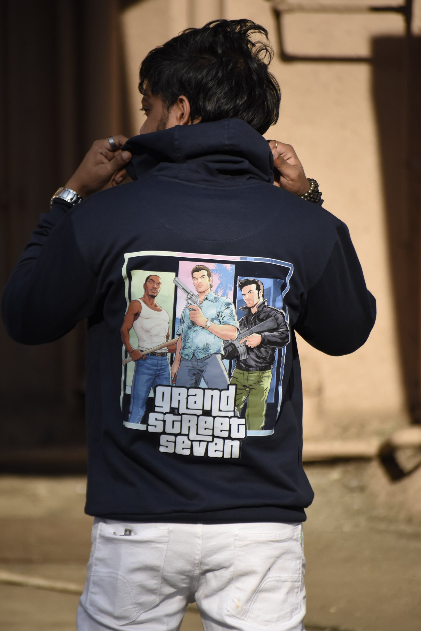 THE GTA HOODIE (Regular Fit)