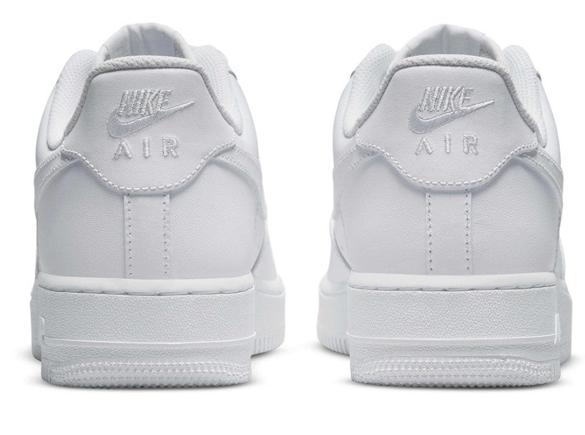 Nike AirForce 1 '07 Men's Shoe [Free Gift on PREPAID ORDERS]